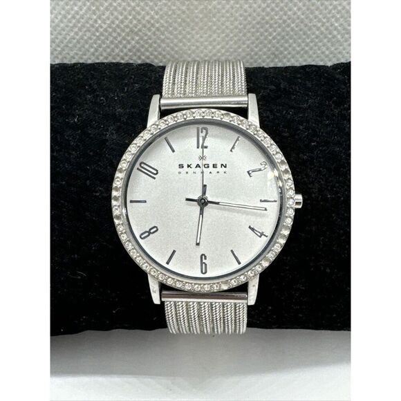 Skagen Denmark SKW2284 Women's Silver Stainless Steel Mesh Analog Watch AEA339 - Picture 1 of 11